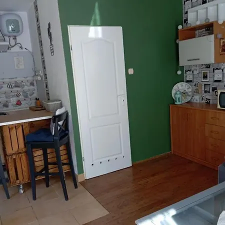 Kawalerka Pod Jablonia * Γκντίνια